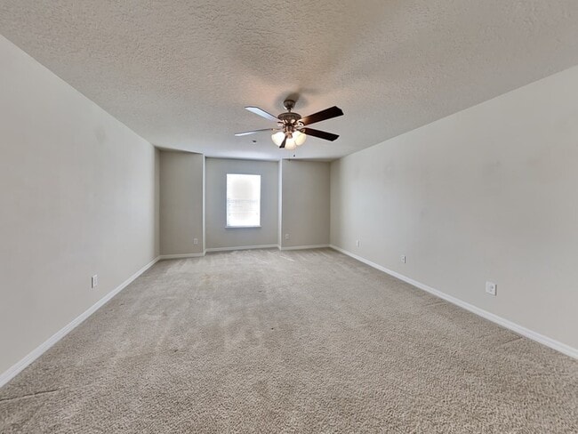 Building Photo - 7503 Aloma Pines Ct