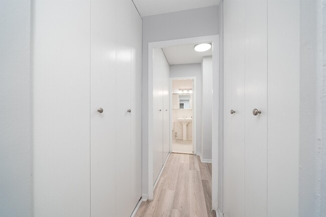 Building Photo - 6040 JFK Blvd E