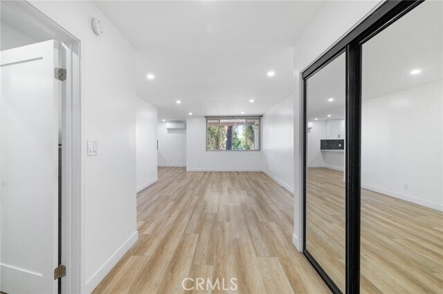 Building Photo - 17000 Burbank Blvd