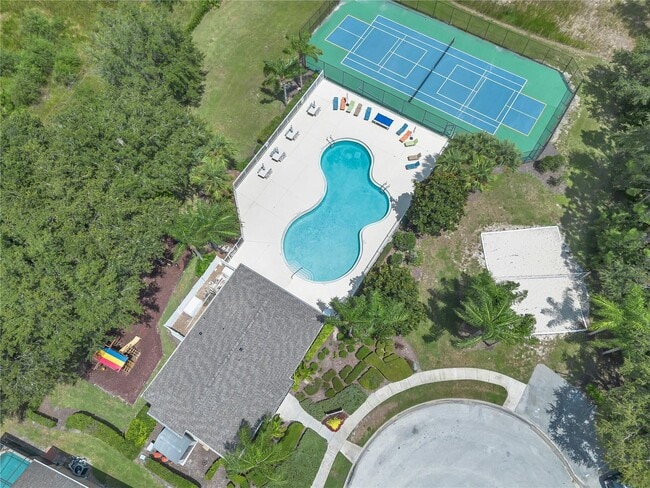 Building Photo - 16635 Palm Spring Dr