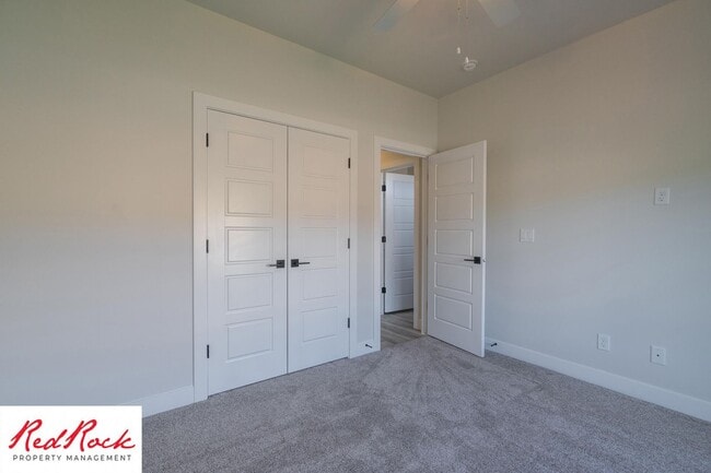 Building Photo - Modern 3 Bedroom Single-Level Home in Vill...