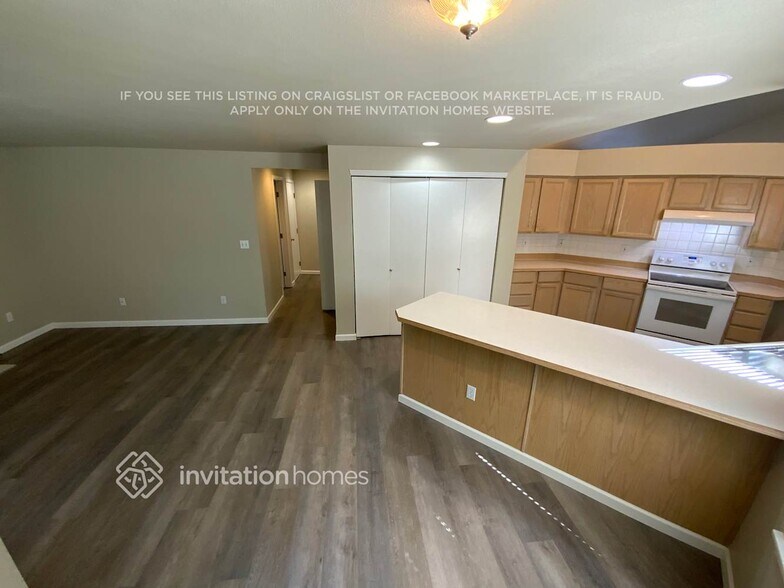 Building Photo - 24306 34th Ave Ct E