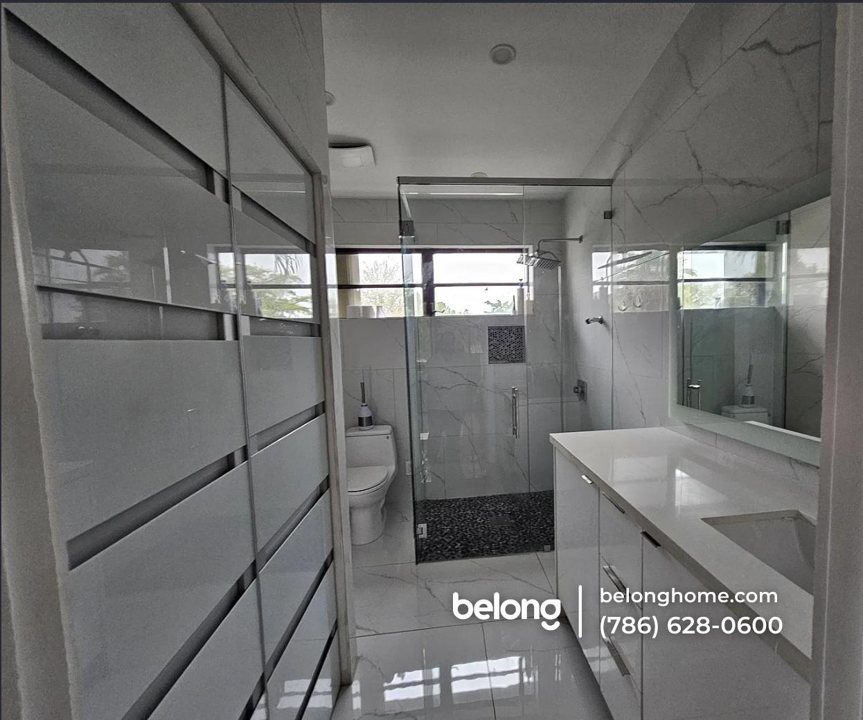 Building Photo - 7130 SW 112th Ct