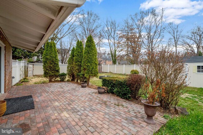 Building Photo - 2800 Joseph Makell Ct