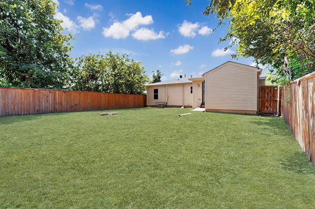 Building Photo - 2538 Stovall Dr