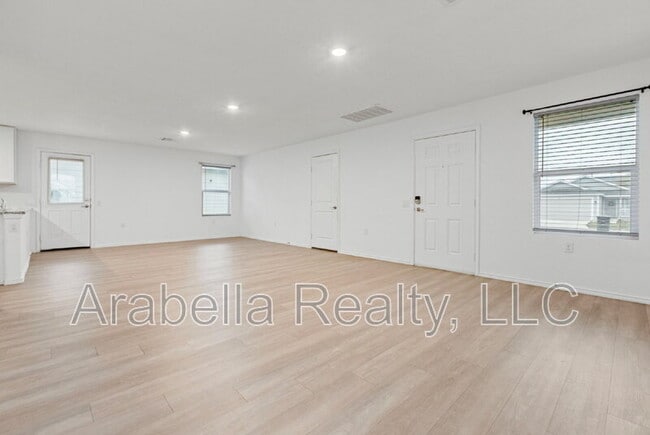 Building Photo - 12006 Still Pass