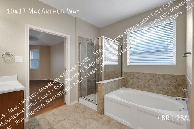Building Photo - 10413 Macarthur Way