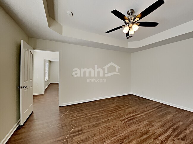 Building Photo - 8912 Ristau Ct