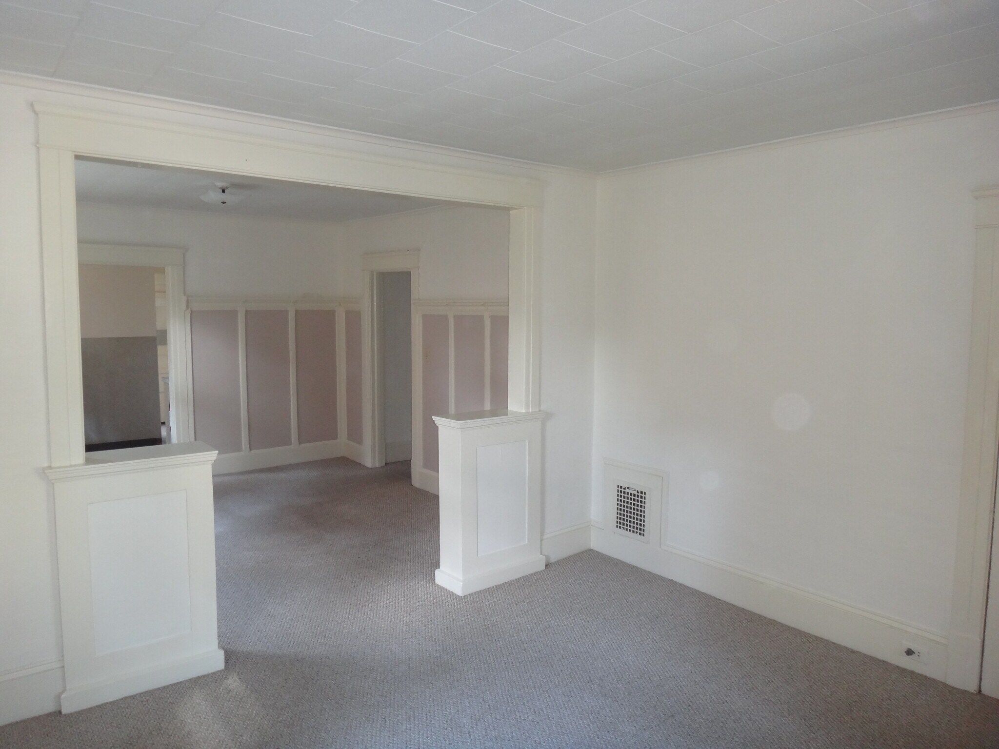 Building Photo - 52 Revell Ave