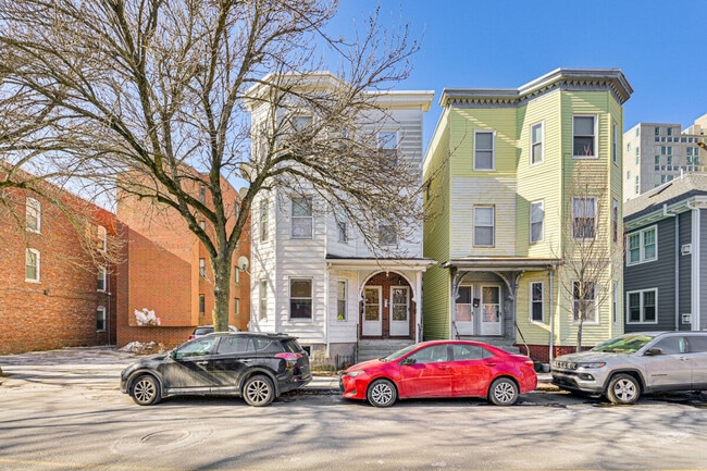 Building Photo - 139-141 Putnam Avenue-SI ID1385916P