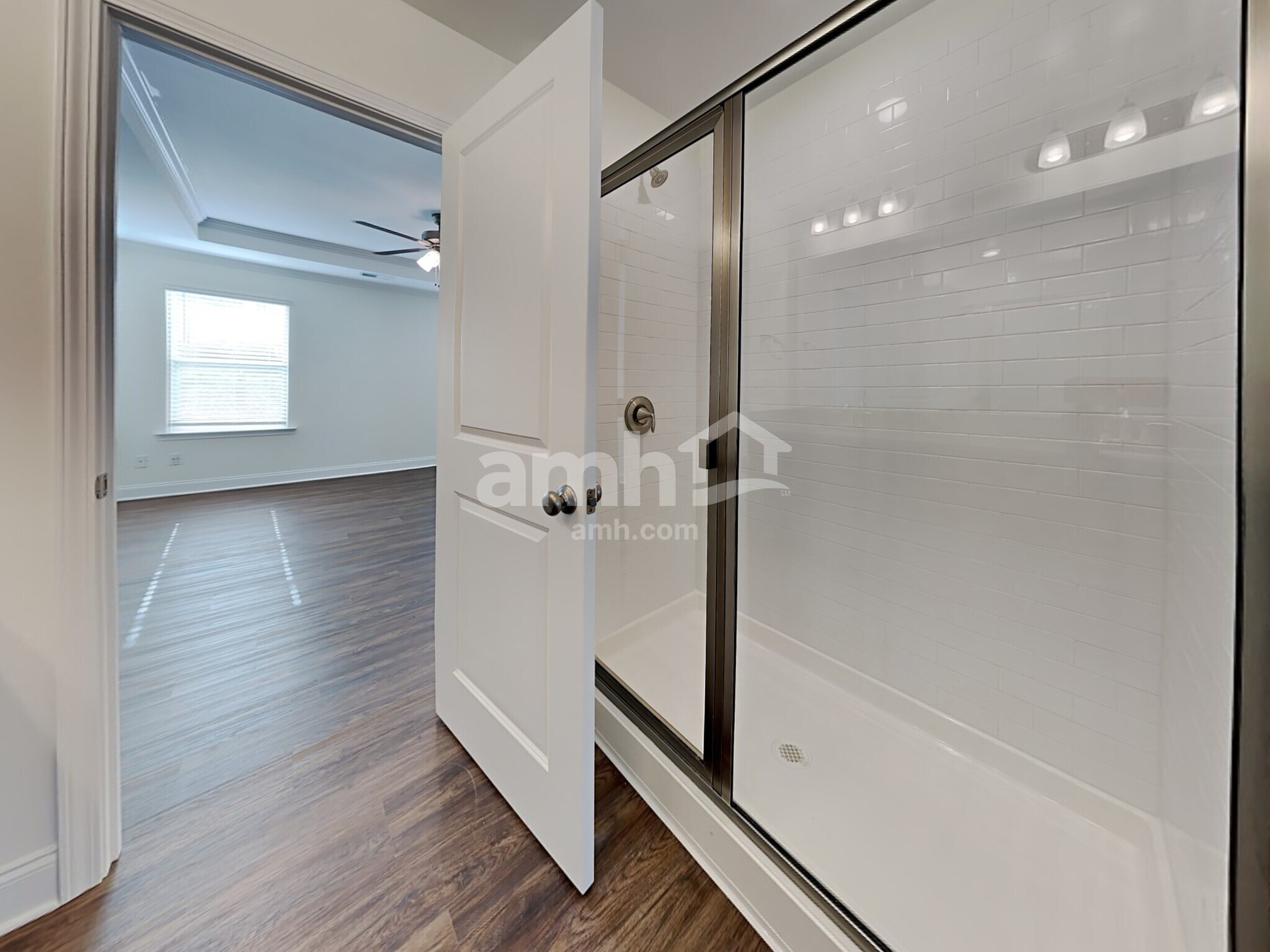 Building Photo - 132 Garrison Grv Ct