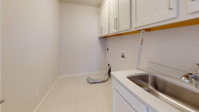 Building Photo - Fabulous 5-Bedroom Corner House with Large Yard