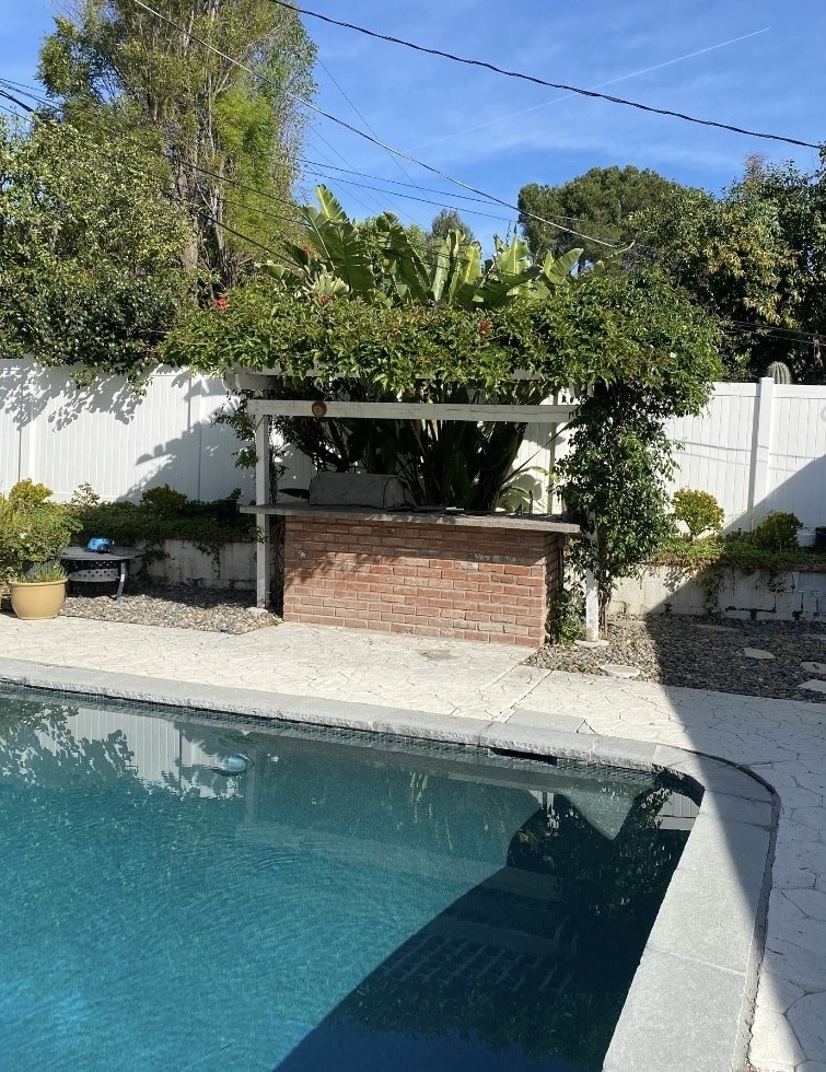 Building Photo - 8387 Shoup Ave