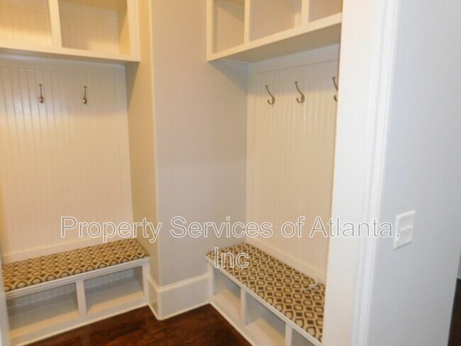 Building Photo - 15485 N Valley Creek Ln