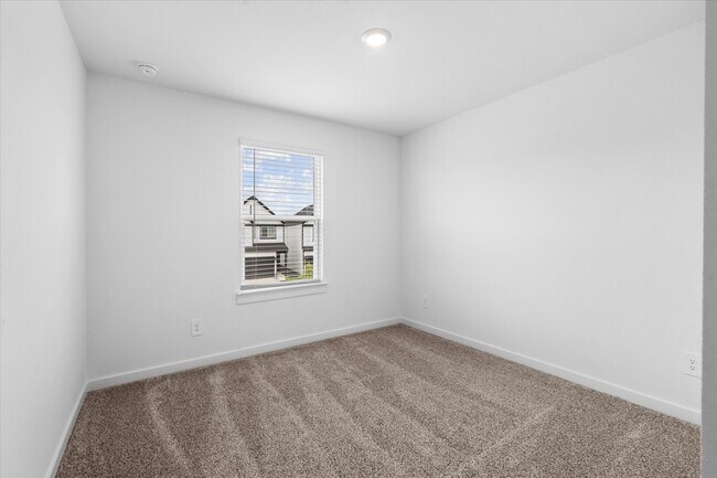 Building Photo - 12321 Churchill downs Dr
