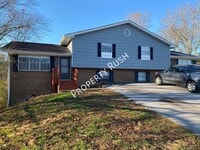 Building Photo - 4727 Tessie Ln