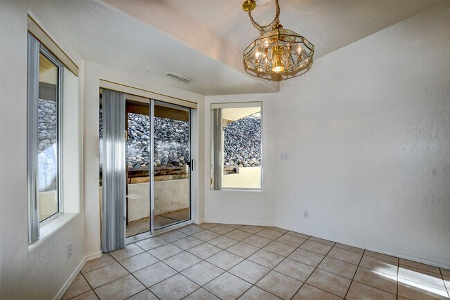 Building Photo - 4261 N Tonopah Dr