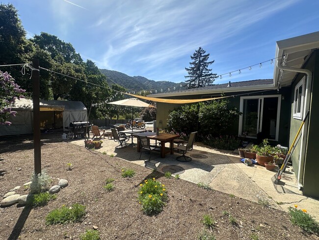 Building Photo - Cozy Carmel Valley Village House Fully Fur...