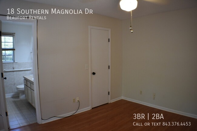 Building Photo - 18 Southern Magnolia Dr