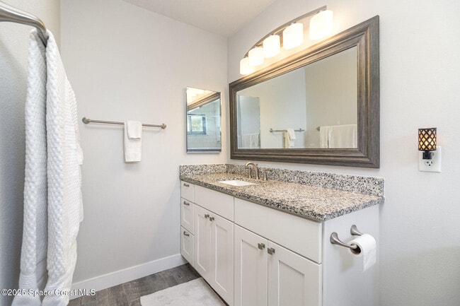 Building Photo - 106 Seawind Dr