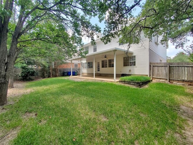 Building Photo - 11105 Crossland Dr