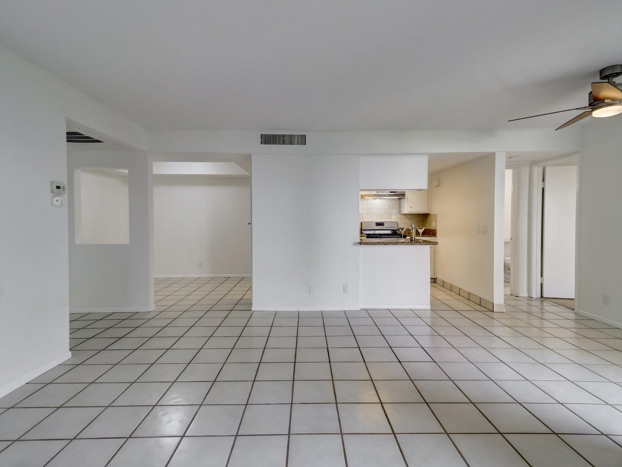 Building Photo - 1490 S Camino Real