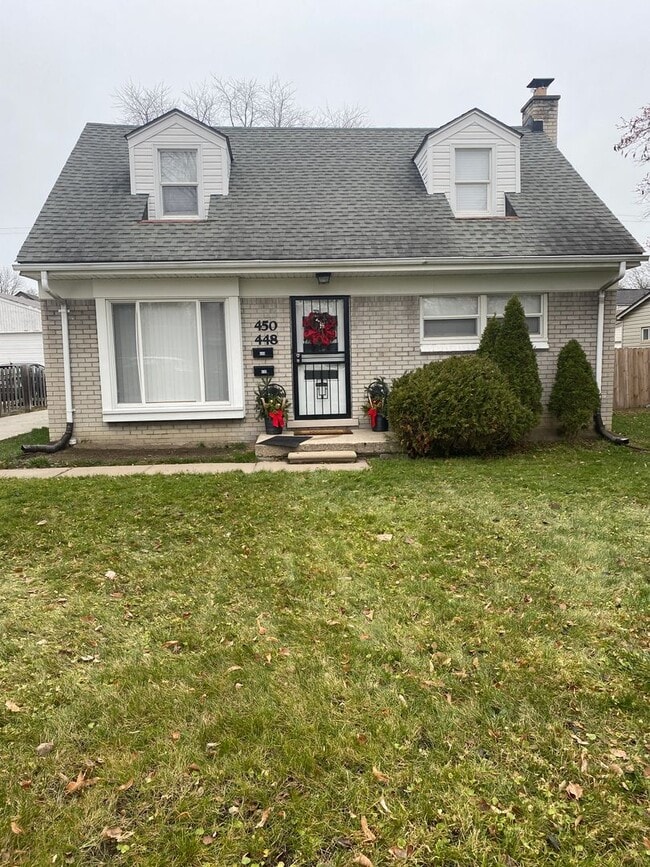 Building Photo - 448-450 Alter
