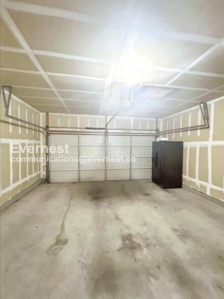 Building Photo - 11503 Johnny Weismuller Ln