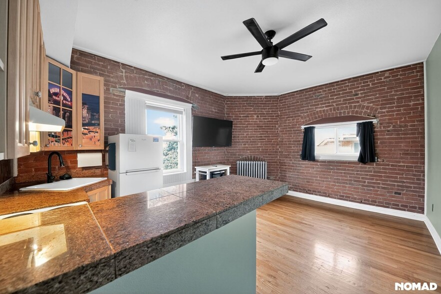 Building Photo - 1450 High St