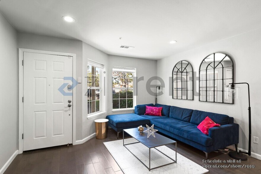 Building Photo - 137 Margo Dr