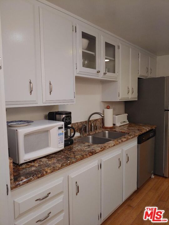 Building Photo - 23918 De Ville Way