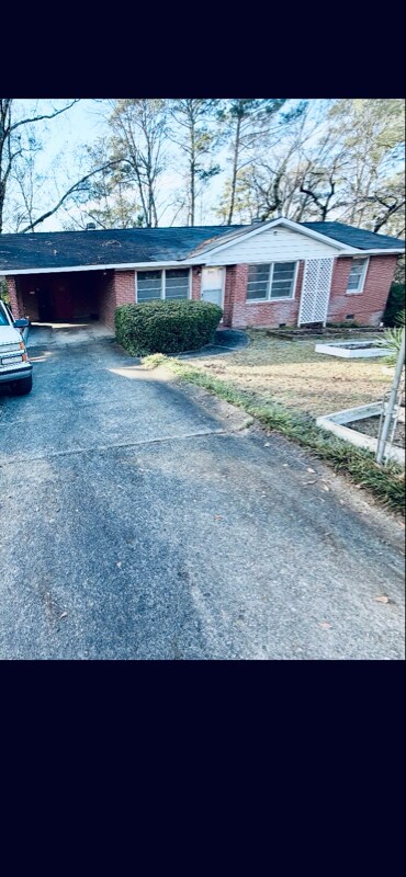 Building Photo - 4222 Yates Dr