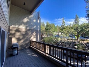 Building Photo - 3 Bedroom Condo - Walk to Burnt Cedar Beach!