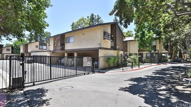 Building Photo - 12750 Centralia St