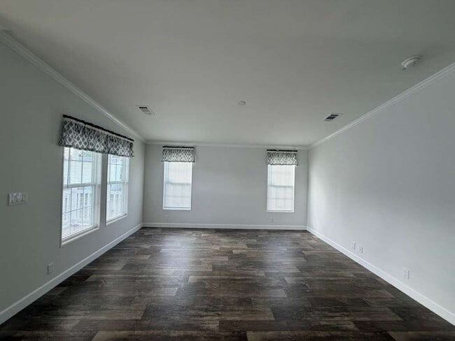 Building Photo - 5257 SW 32nd St