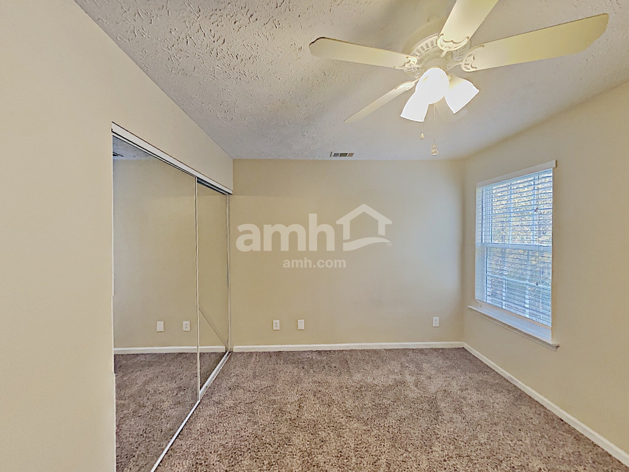 Building Photo - 329 Westminster Dr