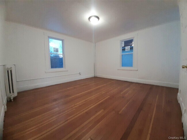 Building Photo - 3 Allen Pl