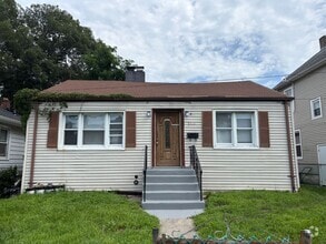 Building Photo - Beautiful 3 Bedroom 1 Bathroom Single Fami...