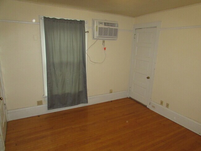 Building Photo - 123 S Brittingham Pl