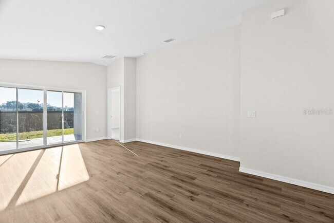 Building Photo - 36920 Sagemoor Dr