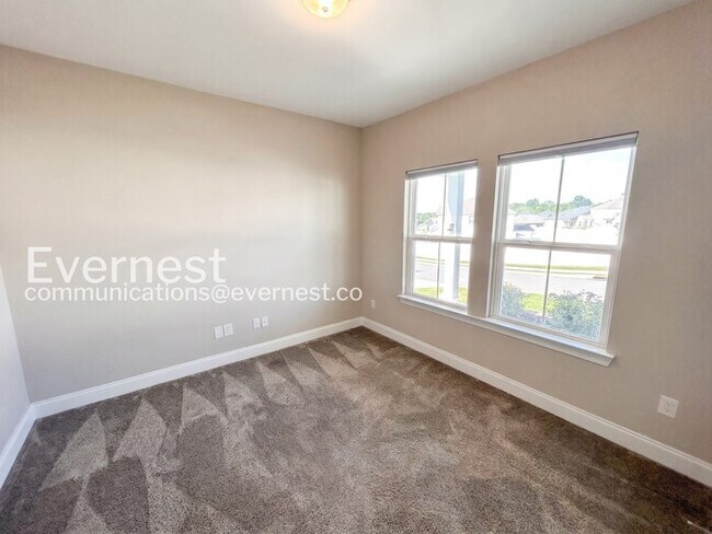 Building Photo - Modern Comfort Meets Community Charm with Garage  / 4 Beds & 3.5 baths / Available Now!
