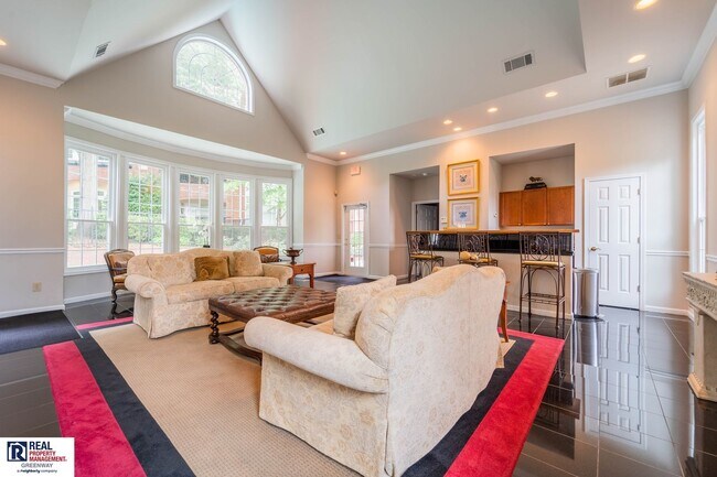 Building Photo - Gated Community In The Heart of Buckhead.