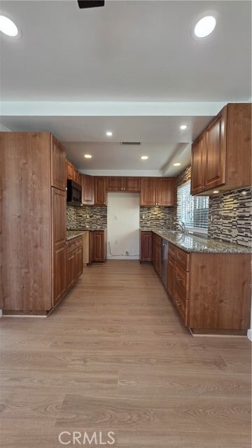 Building Photo - 210 S Paulsen Ave