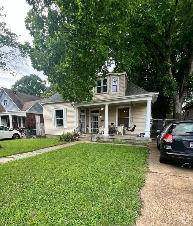 Building Photo - 2110 Cowden Ave