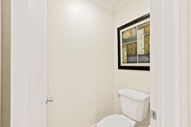 Building Photo - 55559 Winged Foot