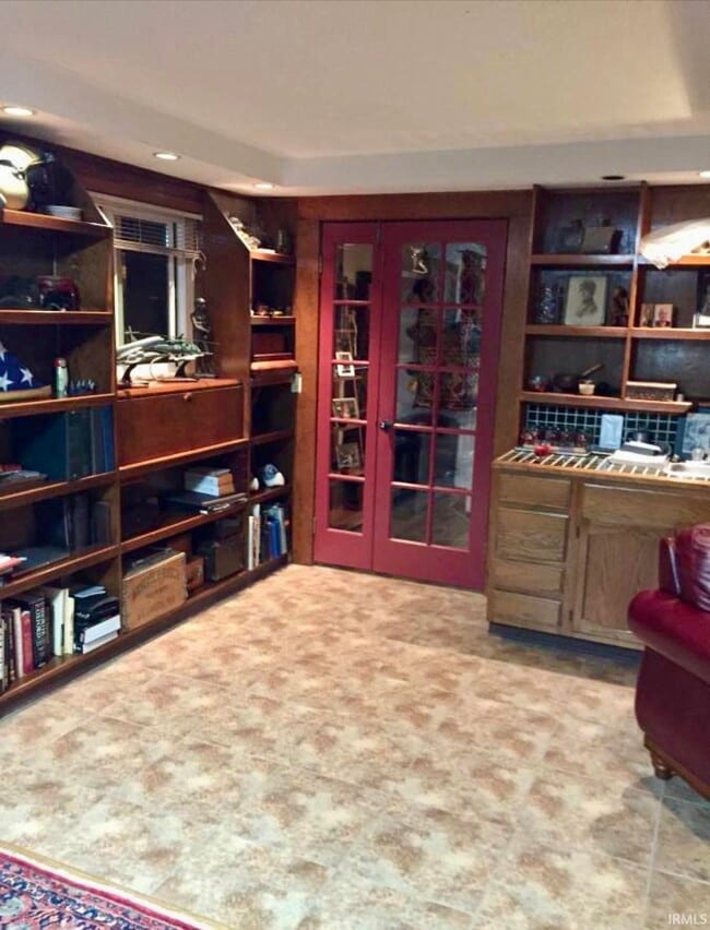 Building Photo - 9375 Cooper Rd