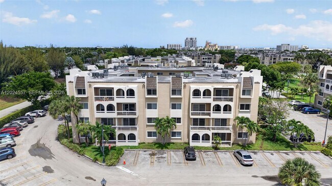 Building Photo - 7920 Camino Real