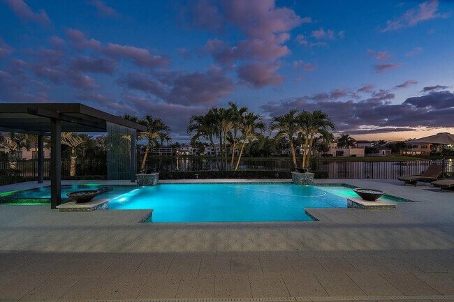 Building Photo - 17511 Cadena Dr