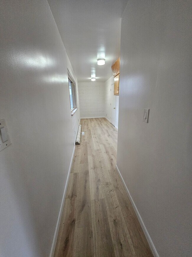 Building Photo - Remodeled 3-Bedroom Home in Orem