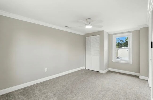 Building Photo - Rolling Rd2